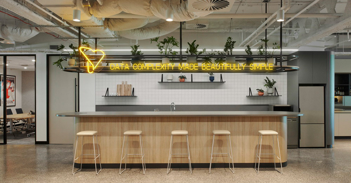 Beautifully simple: Yellowfin Brand Guidelines 2022 Beautifully simple: Yellowfin Brand Guidelines 2022